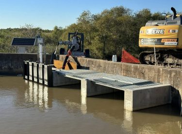 Stop log project for the Neches River Authority3