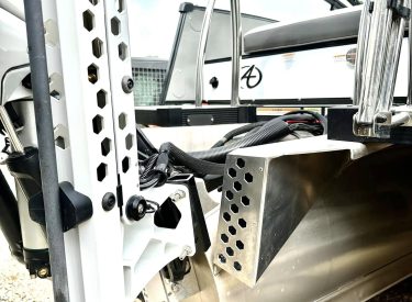 Water deflection added to brand new Tritoon 3